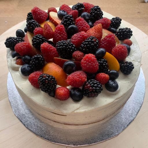 Cake full of fruit