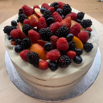 Cake full of fruit